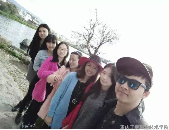 我系服装设计专业学生赴云南采风