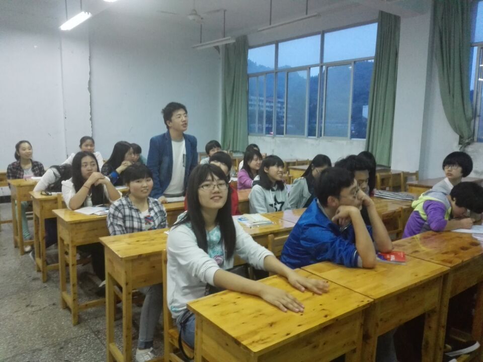 珍惜大学生活 迎接职场风云